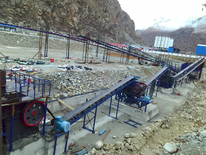 投資砂石生產(chǎn)線需要哪些條件?哪些設(shè)備及廠家的選擇 1 砂石生产线